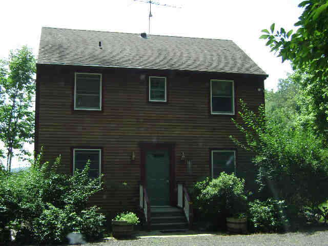 Building photograph for 213 WEEKEEPEEMEE RD